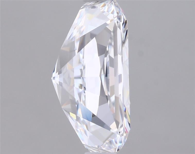 2.03 Carat Radiant Lab Diamond :: Greenstar spin frame 04
