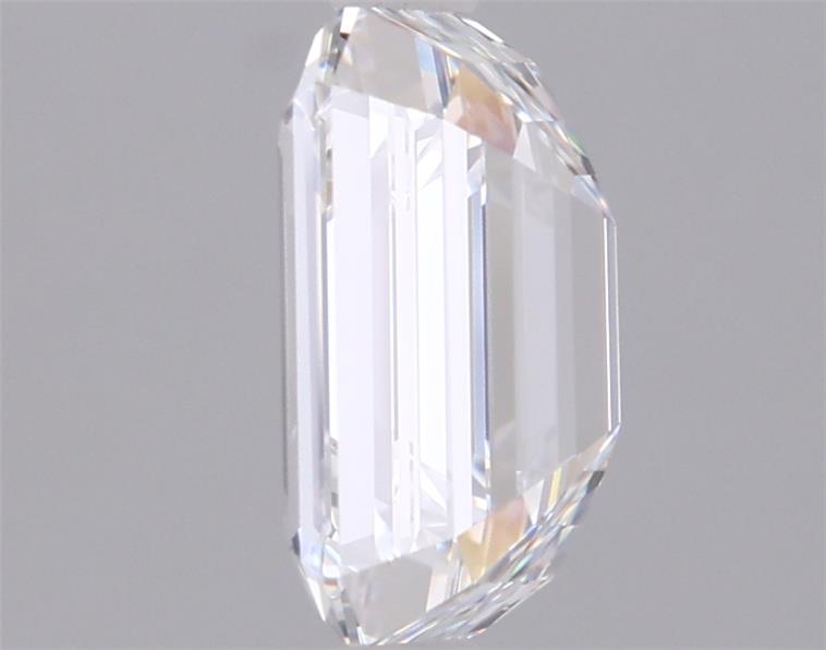 2.00 Carat Emerald Lab Diamond :: Greenstar spin frame 04