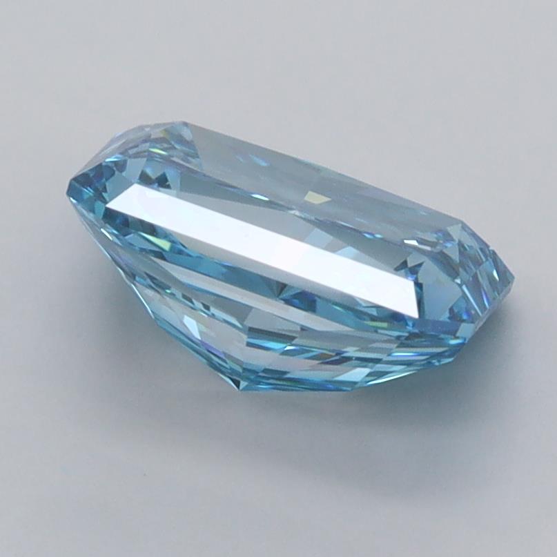 2.02 Carat Radiant Lab Diamond :: Greenstar spin frame 04