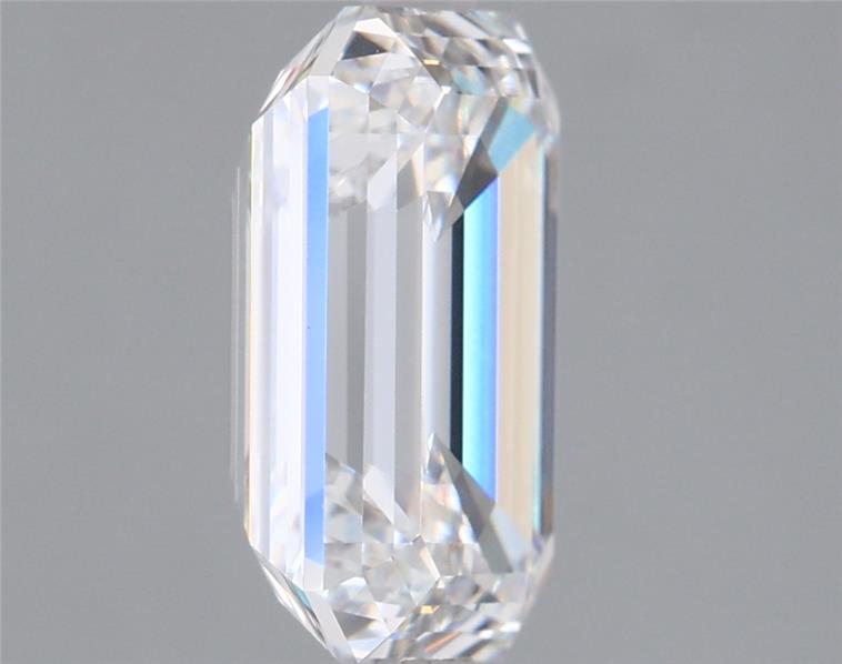 2.57 Carat Emerald Lab Diamond :: Greenstar spin frame 04