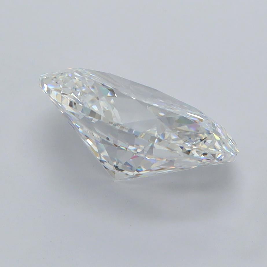 2.05 Carat Oval Lab Diamond :: Greenstar spin frame 04