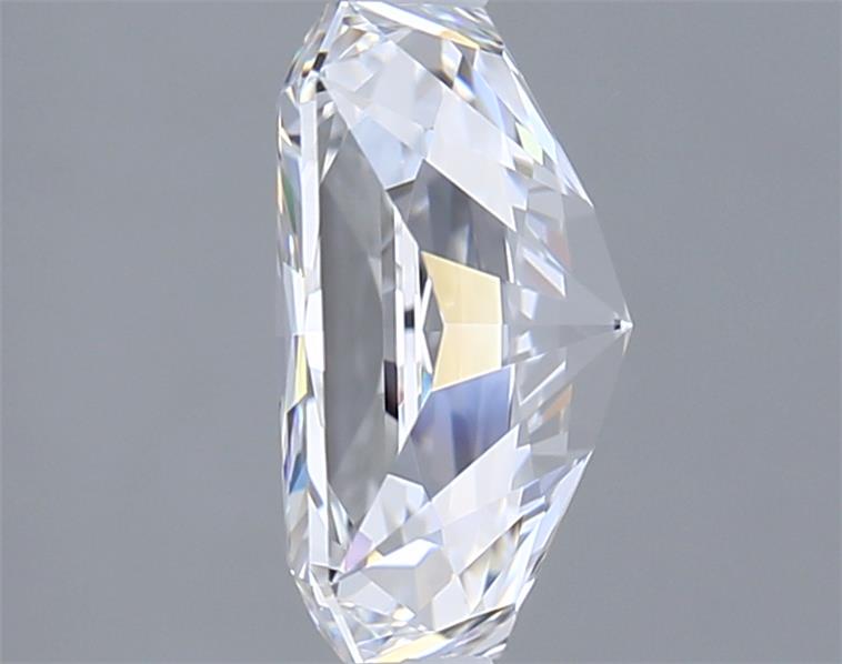 2.07 Carat Radiant Lab Diamond :: Greenstar spin frame 04