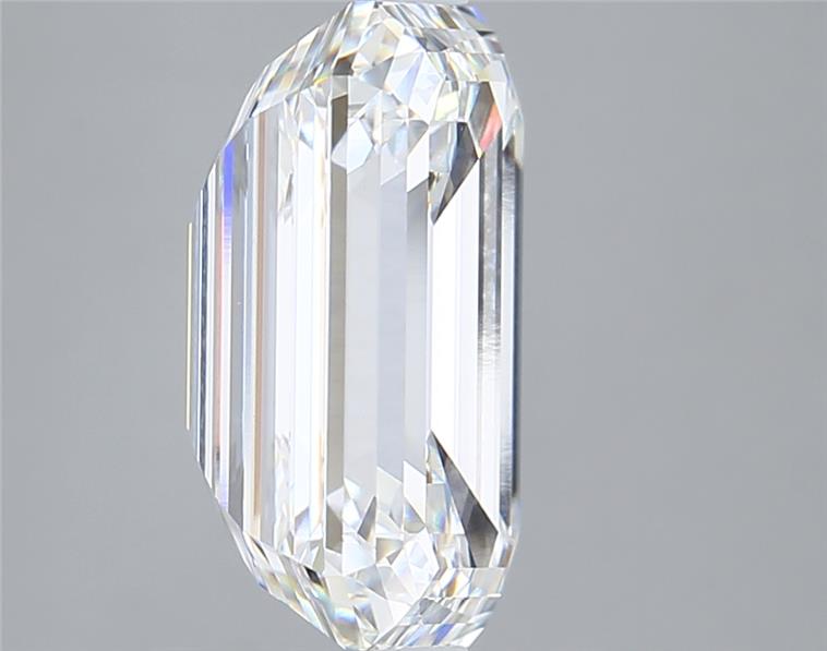 7.26 Carat Emerald Lab Diamond :: Greenstar spin frame 04
