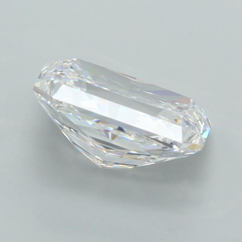 2.01 Carat Radiant Lab Diamond :: Greenstar spin frame 04
