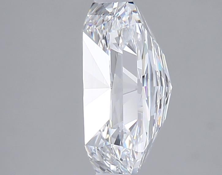 2.50 Carat Radiant Lab Diamond :: Greenstar spin frame 04