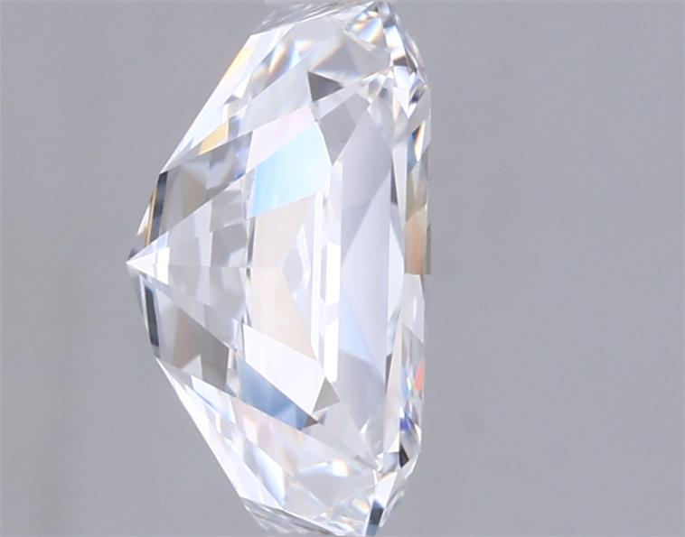 1.52 Carat Radiant Lab Diamond :: Greenstar spin frame 04