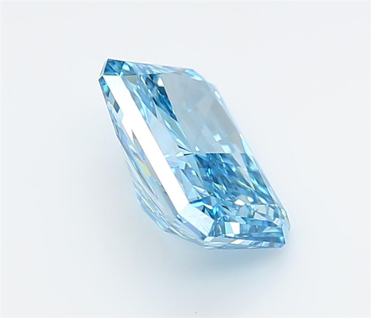 2.05 Carat Radiant Lab Diamond :: Greenstar spin frame 04