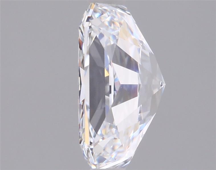 2.10 Carat Radiant Lab Diamond :: Greenstar spin frame 04
