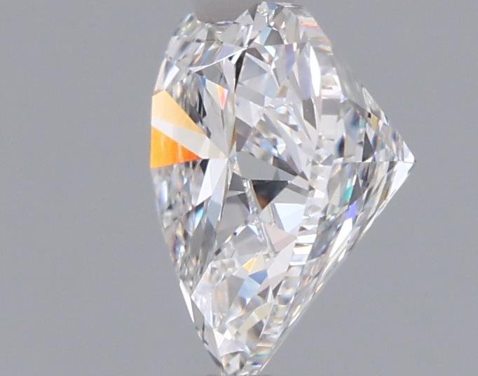 1.56 Carat Heart Lab Diamond :: Greenstar spin frame 04