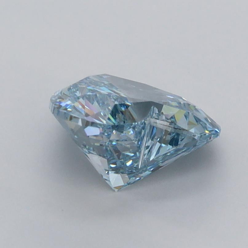 1.50 Carat Heart Lab Diamond :: Greenstar spin frame 04