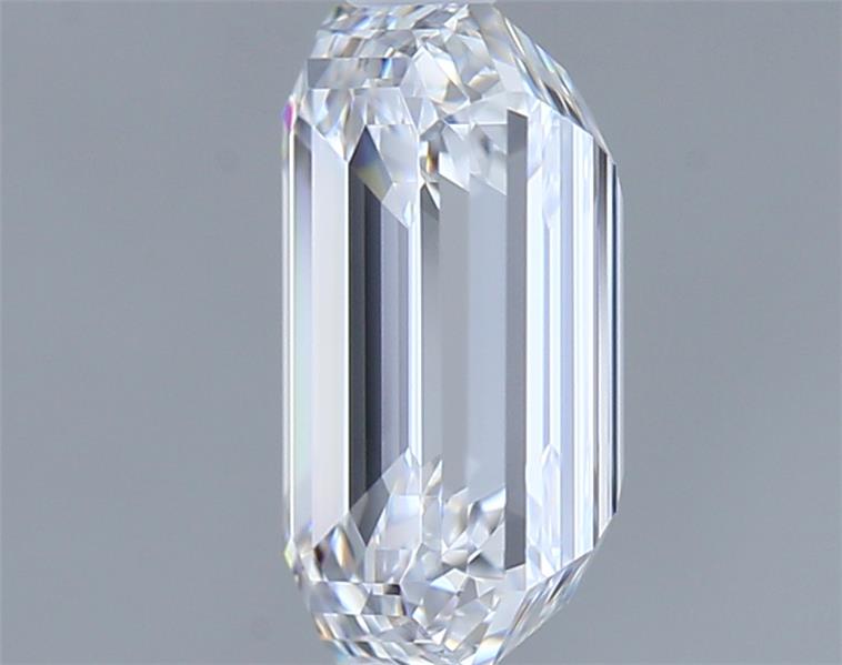 1.53 Carat Emerald Lab Diamond :: Greenstar spin frame 04