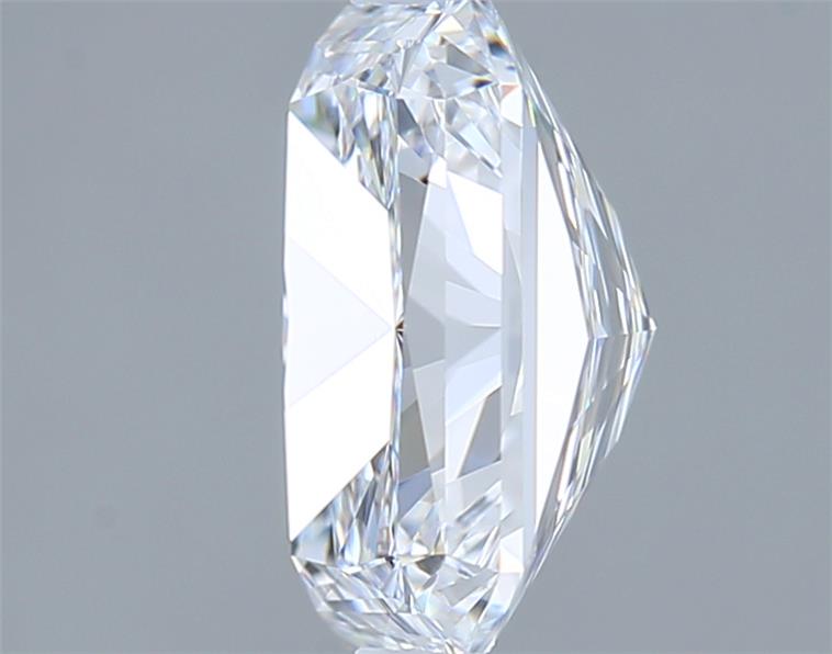 2.07 Carat Radiant Lab Diamond :: Greenstar spin frame 04
