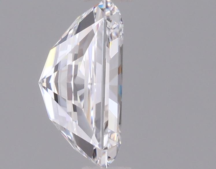 0.95 Carat Radiant Lab Diamond :: 360 spin frame 02