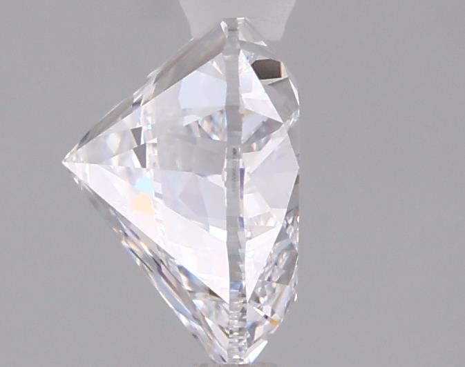 2.16 Carat Heart Lab Diamond :: 360 spin frame 02