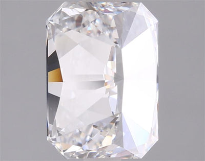 2.04 Carat Radiant Lab Diamond :: 360 spin frame 07