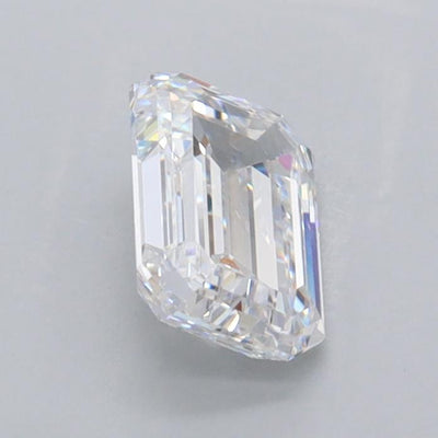 0.98 Carat Emerald Lab Diamond :: 360 spin frame 02