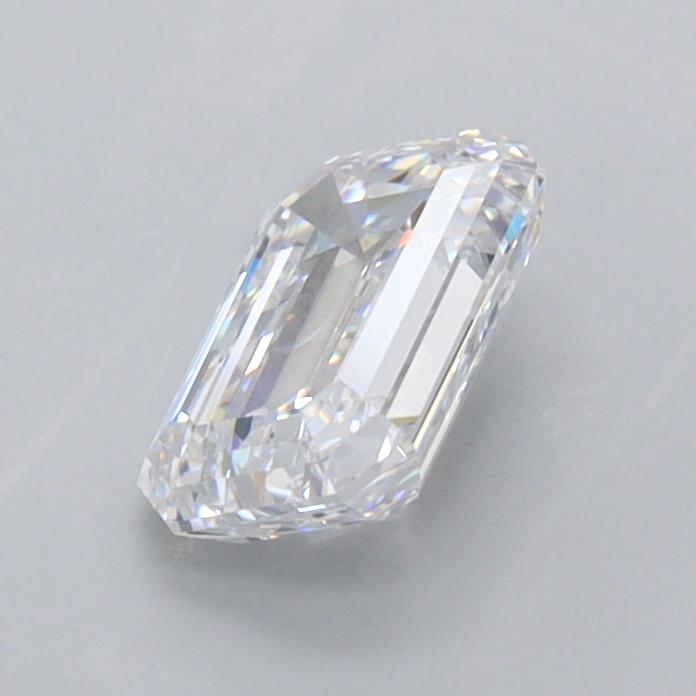 0.98 Carat Emerald Lab Diamond :: 360 spin frame 07