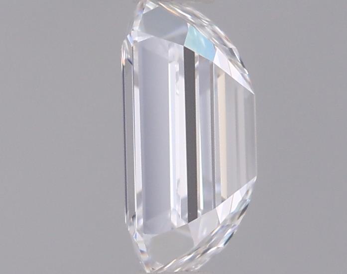 0.97 Carat Emerald Lab Diamond :: 360 spin frame 06