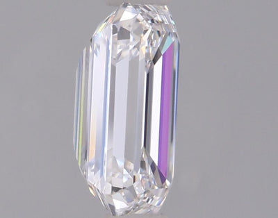 0.91 Carat Emerald Lab Diamond :: 360 spin frame 06
