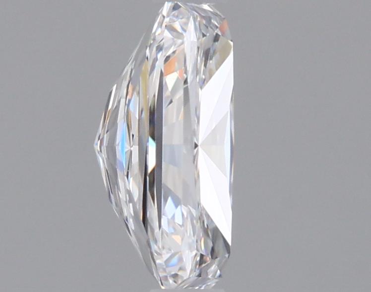 0.98 Carat Radiant Lab Diamond :: 360 spin frame 07