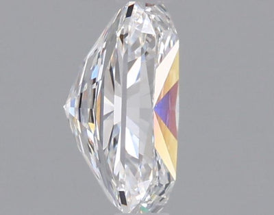 1.04 Carat Radiant Lab Diamond :: 360 spin frame 05