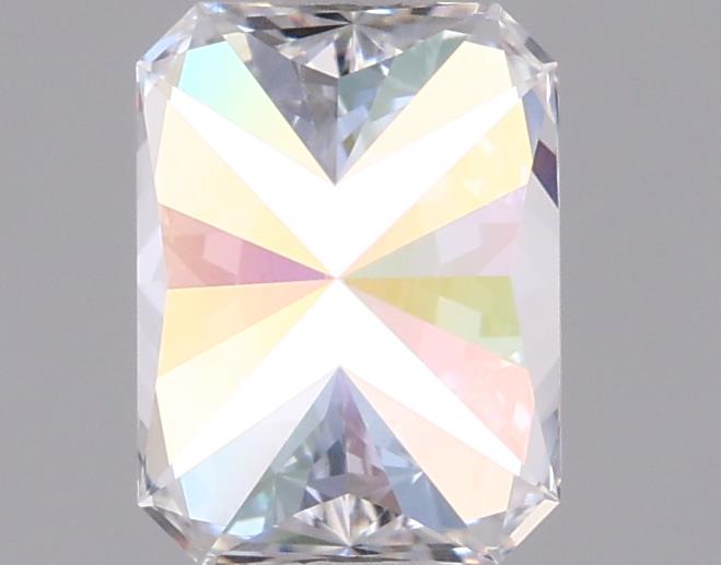 1.04 Carat Radiant Lab Diamond :: 360 spin frame 02