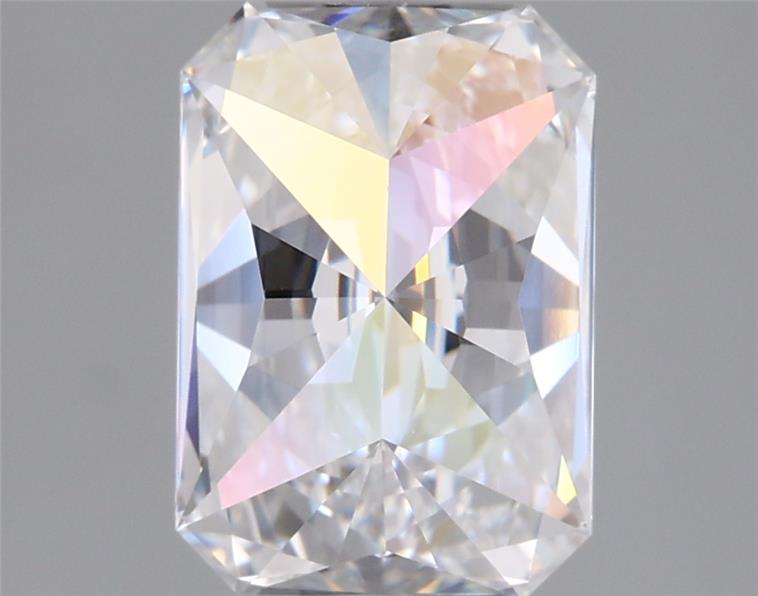 2.05 Carat Radiant Lab Diamond :: 360 spin frame 01
