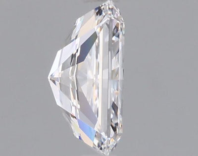 1.05 Carat Radiant Lab Diamond :: 360 spin frame 02