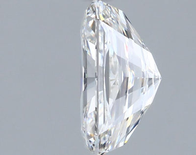 2.01 Carat Radiant Lab Diamond :: 360 spin frame 01