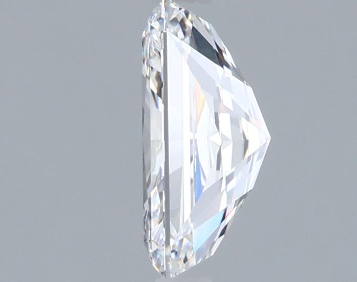 1.33 Carat Radiant Lab Diamond :: 360 spin frame 02