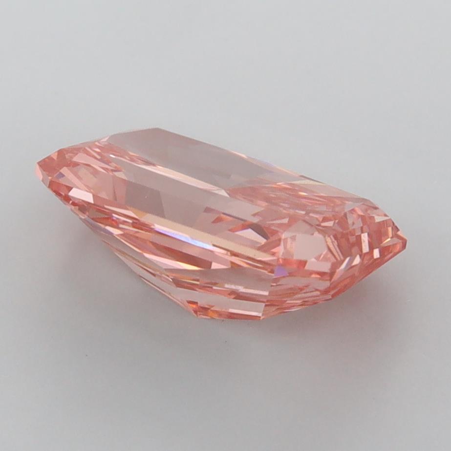 2.50 Carat Radiant Lab Diamond :: 360 spin frame 04