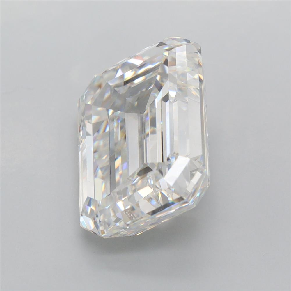 6.48 Carat Emerald Lab Diamond :: 360 spin frame 02