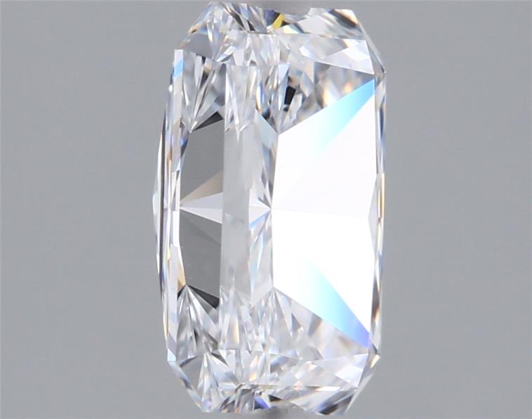 2.05 Carat Radiant Lab Diamond :: 360 spin frame 03