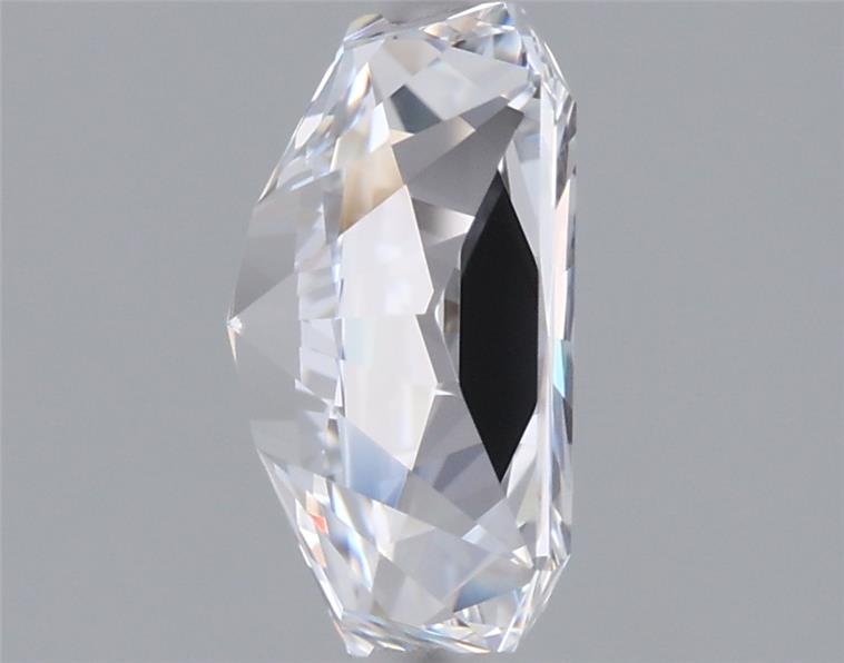2.05 Carat Radiant Lab Diamond :: 360 spin frame 04