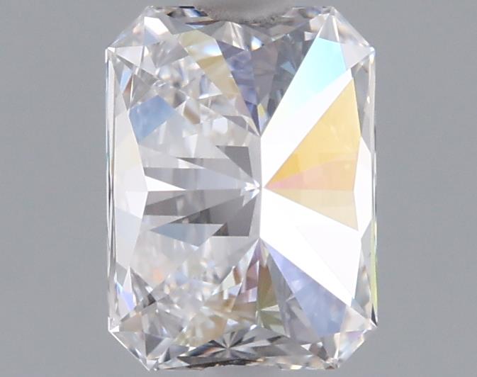 0.88 Carat Radiant Lab Diamond :: 360 spin frame 01