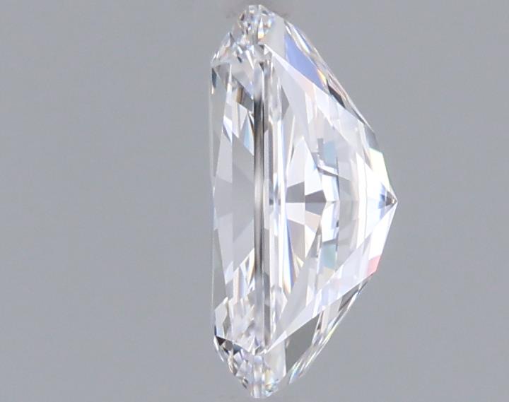 0.97 Carat Radiant Lab Diamond :: 360 spin frame 01