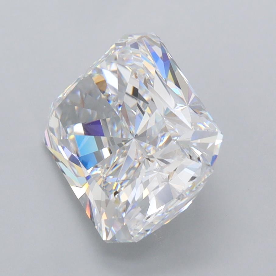3.00 Carat Radiant Lab Diamond :: 360 spin frame 06
