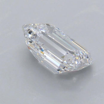 0.95 Carat Emerald Lab Diamond :: 360 spin frame 03