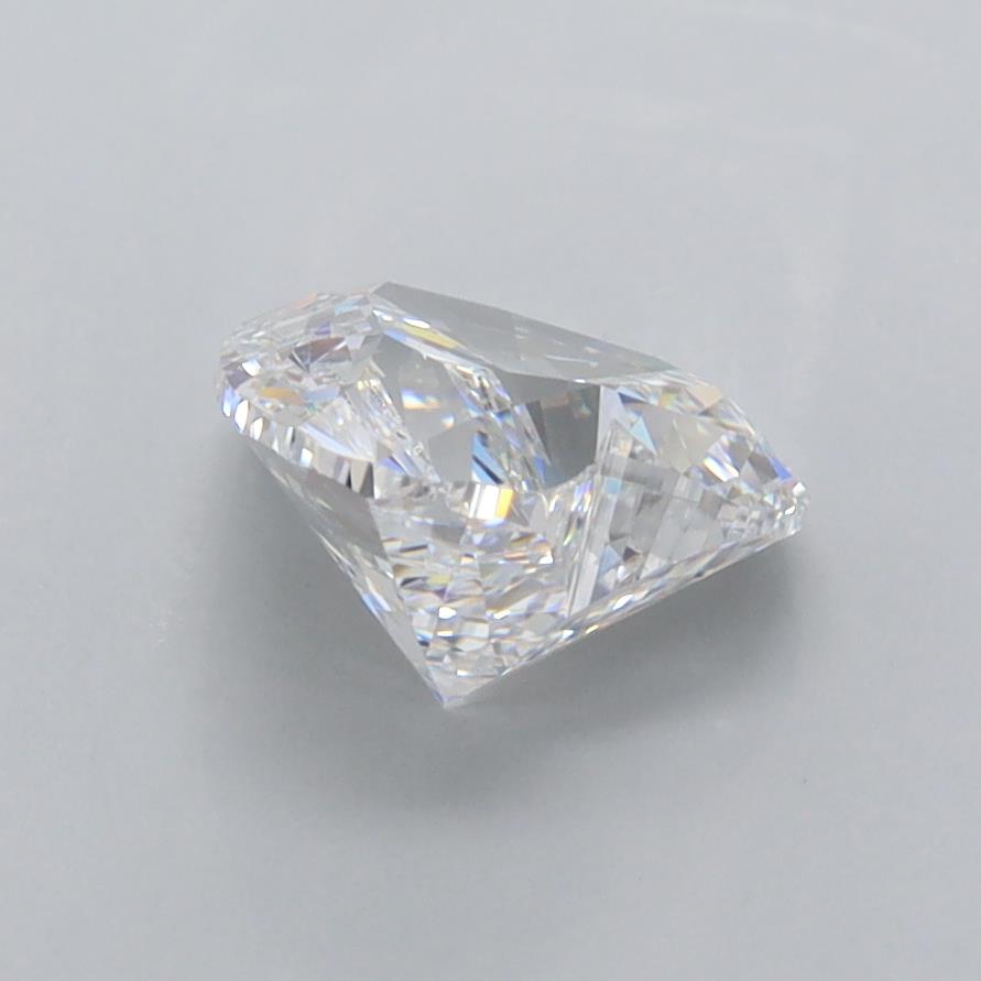 1.61 Carat Heart Lab Diamond :: 360 spin frame 07