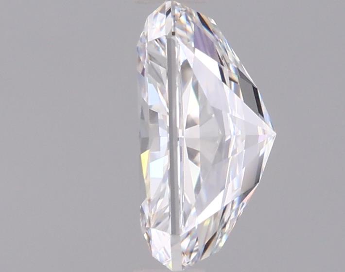 1.48 Carat Radiant Lab Diamond :: 360 spin frame 02