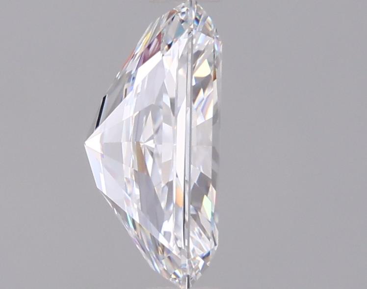 1.48 Carat Radiant Lab Diamond :: 360 spin frame 02