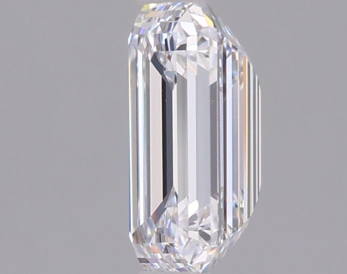 0.98 Carat Emerald Lab Diamond :: 360 spin frame 04