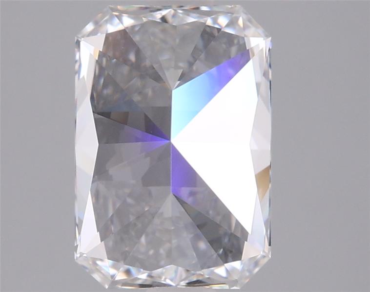 1.94 Carat Radiant Lab Diamond :: 360 spin frame 01