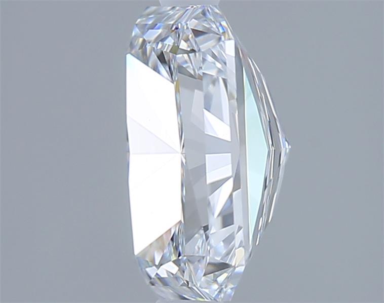 2.07 Carat Radiant Lab Diamond :: 360 spin frame 05