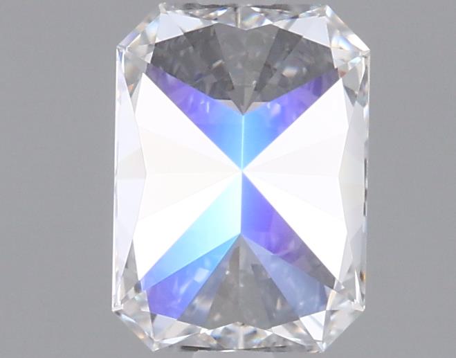 1.05 Carat Radiant Lab Diamond :: 360 spin frame 02
