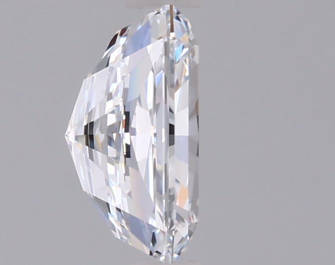 1.05 Carat Radiant Lab Diamond :: 360 spin frame 02