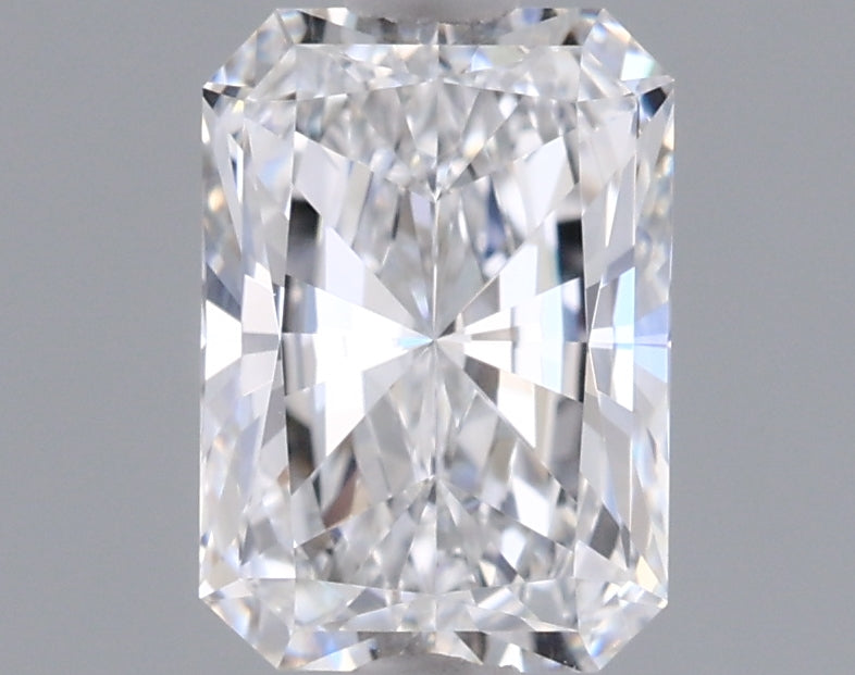 0.95 Carat Radiant Lab Diamond