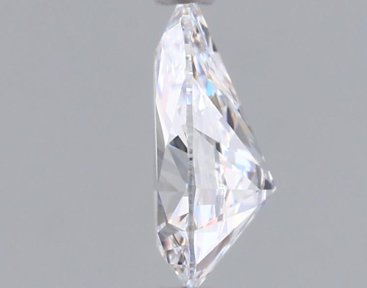 0.77 Carat Pear Lab Diamond :: 360 spin frame 01