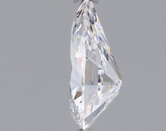 0.64 Carat Pear Lab Diamond :: 360 spin frame 01