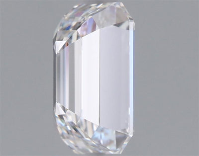 1.57 Carat Emerald Lab Diamond :: 360 spin frame 03